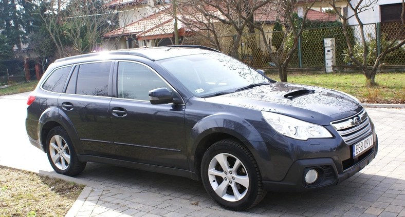 Subaru Outback cena 30000 przebieg: 264045, rok produkcji 2013 z Łódź małe 667